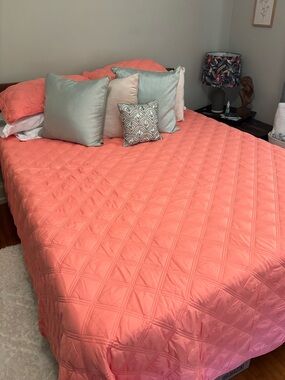 Coral Quilted Bedspread and two matching pillow shams - Queen
